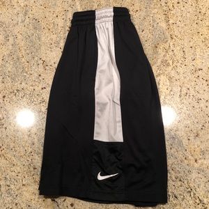 Nike Elite Basketball Shorts (black)